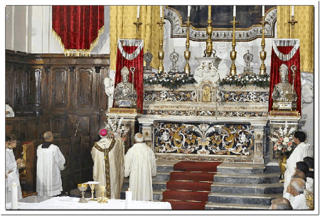 Ogni anno, il 29 ottobre, a Caiazzo si svolgono grandi festeggiamenti in onore del Santo Patrono. Ogni anno, il 29 ottobre, a Caiazzo si svolgono grandi festeggiamenti in onore del Santo Patrono.